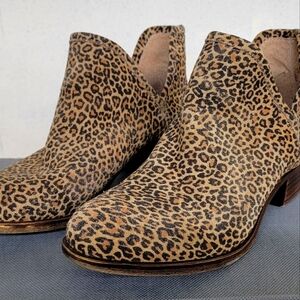 Lucky Brand Baley Leopard print ankle boots
